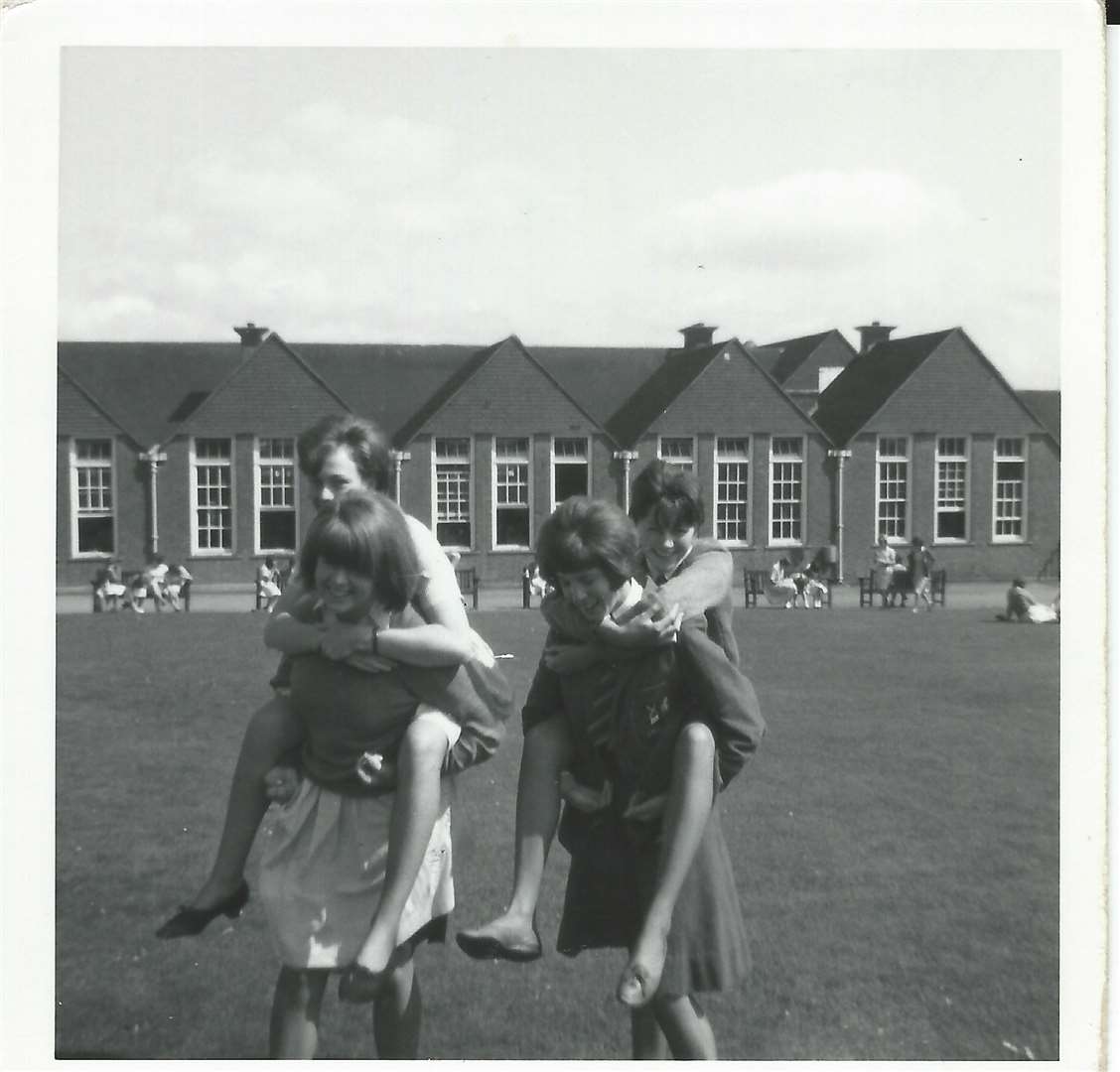 Left pair Helen Reid (top), Jane Turk; right pair Margaret White (top), Jean Riley bottom. Taken in 1964