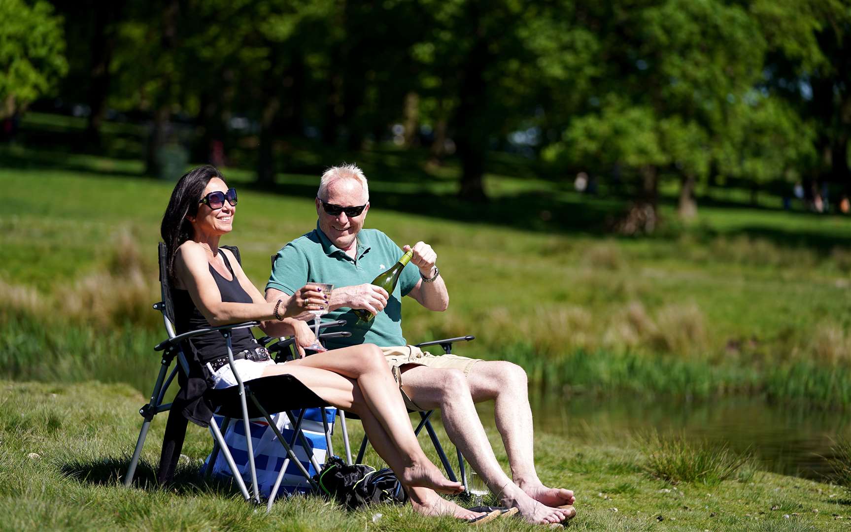 Sue Moore and Steve Curbishley enjoyed the sunshine in Tatton Park (Martin Rickett/PA)