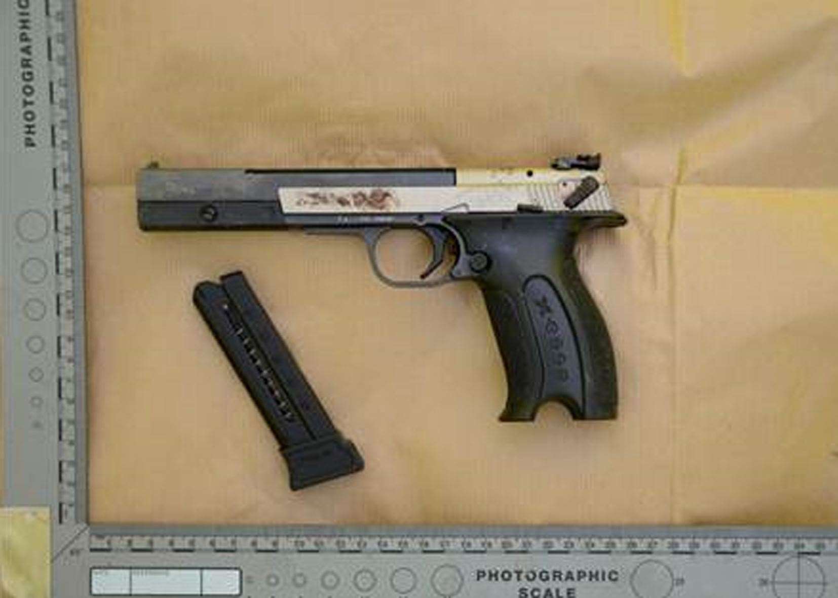 Gun recovered by the PSNI (Handout/PA)