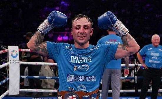 Sean Noakes is the new English welterweight champion after beating Inder Bassi at the 02 Picture: Stephen Dunkley / Queensberry