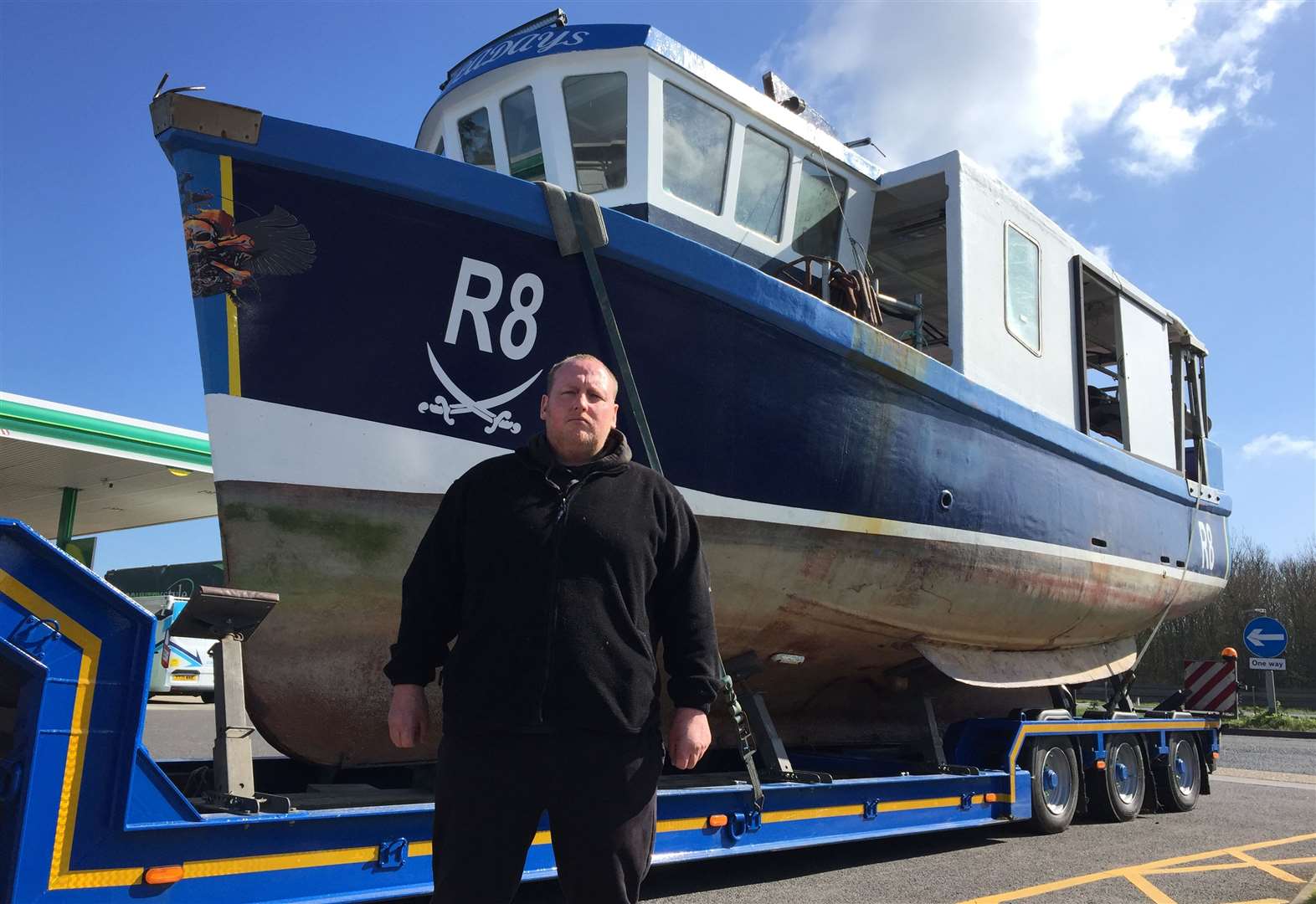 kentonline-podcast-whitstable-fisherman-takes-boat-to-petrol-station