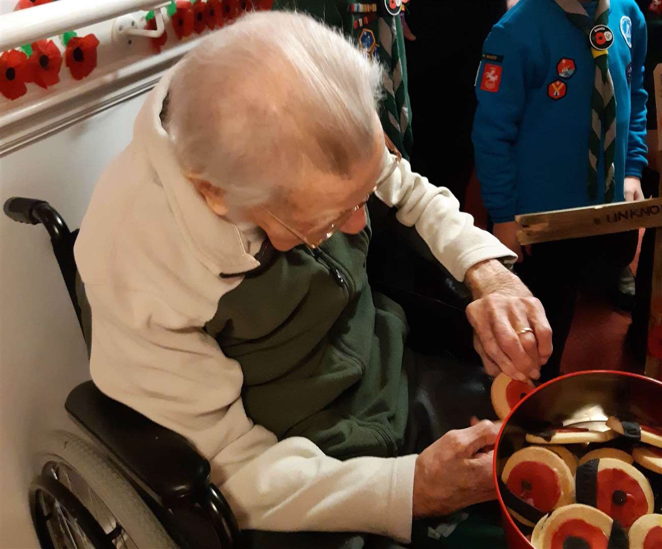 The Scouts had baked poppy cookies for RAF veteran Bob Frost (5344658)