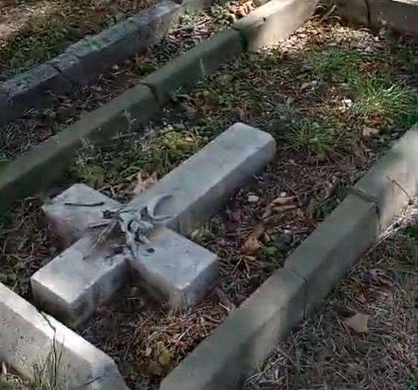 Spencer Gore's forgotten grave in Ramsgate. Picture: Dominic Murphy