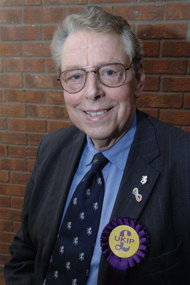 Cllr Adrian Crowther