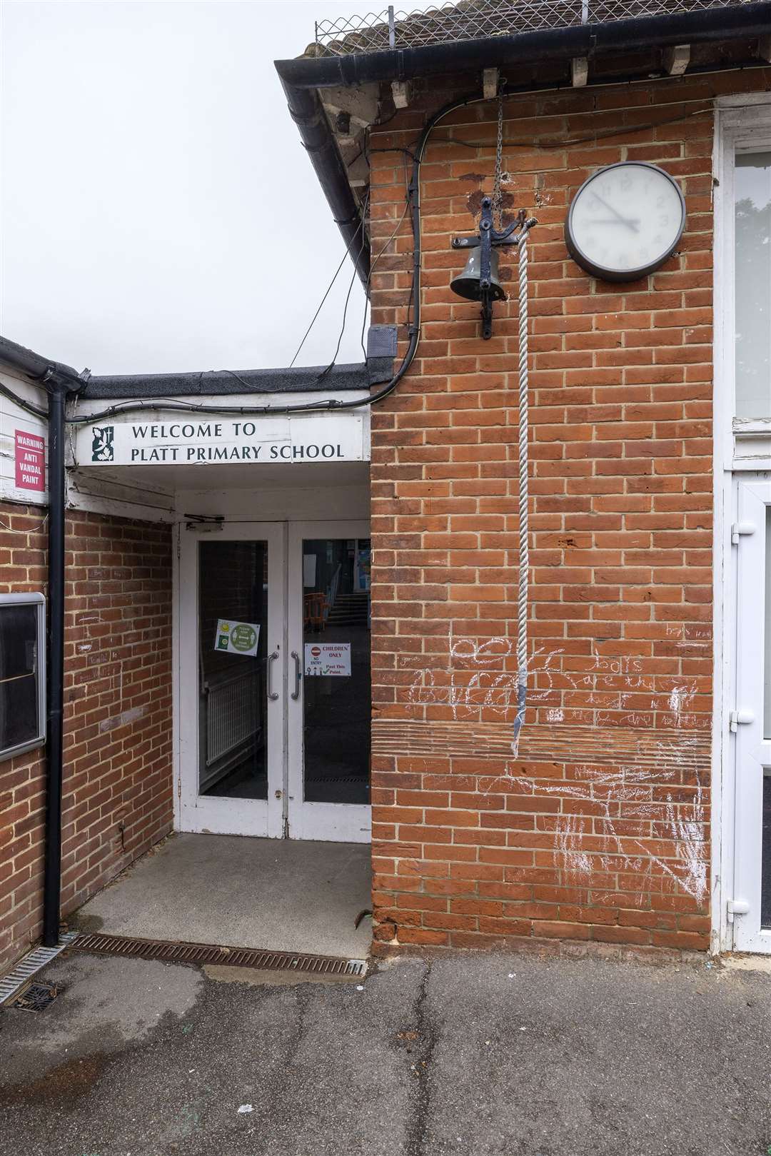 The bell in place at the old (middle) Platt Primary School