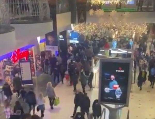 Hundreds of shoppers descended on Bluewater before it closed yesterday. Picture: @GluckAphra/Twitter