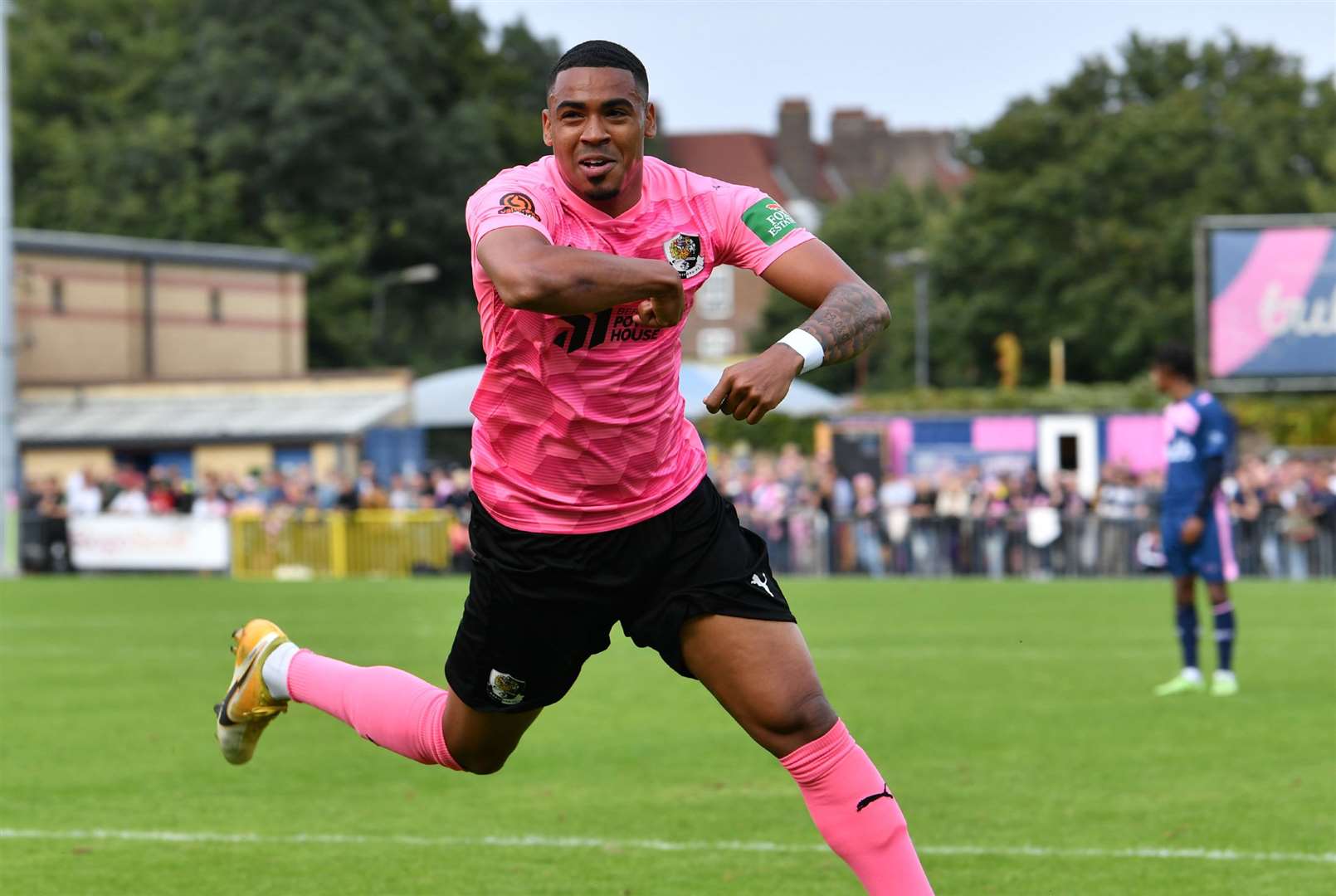 Dartford's Tyrique Hyde celebrates scoring at Dulwich. Picture: Keith Gillard (50681111)