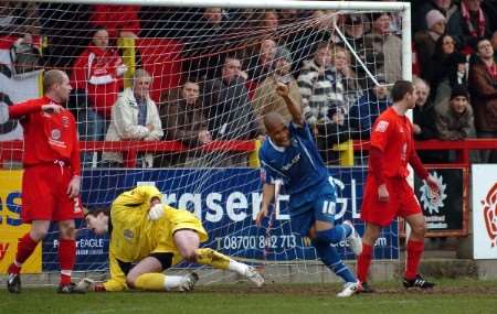 Simeon Jackson scores Gillingham's opening goal on Saturday