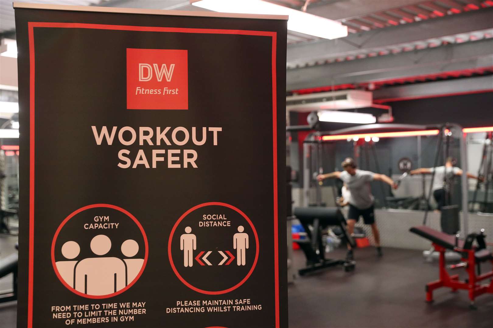 Advice to members at DW Fitness First in Basingstoke (Andrew Matthews/PA)