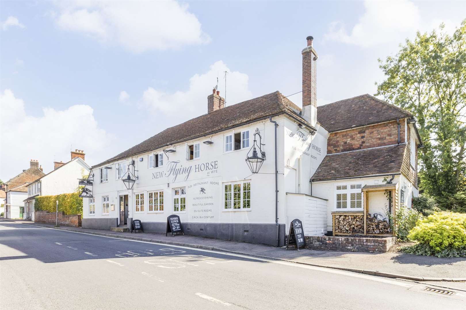 The New Flying Horse pub in Wye