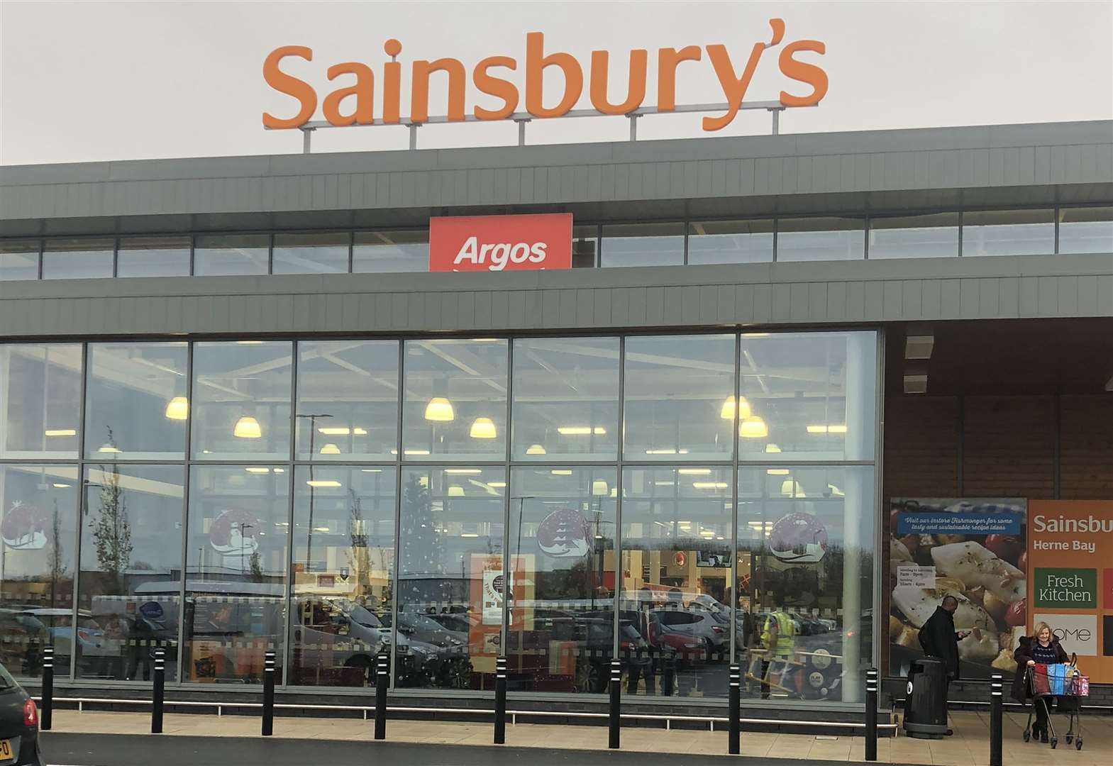 Travellers had set up camp near Sainsbury's in Broomfield, Herne Bay