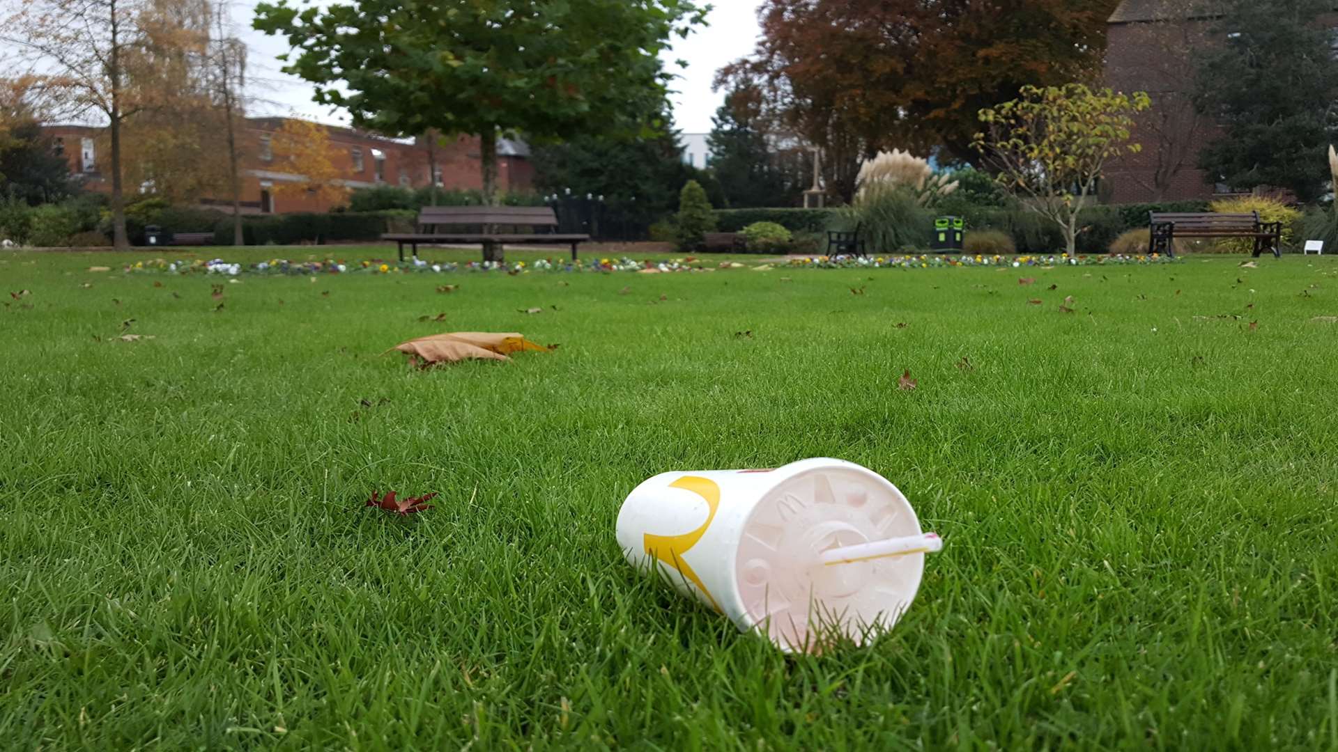 Litter left near the memorial