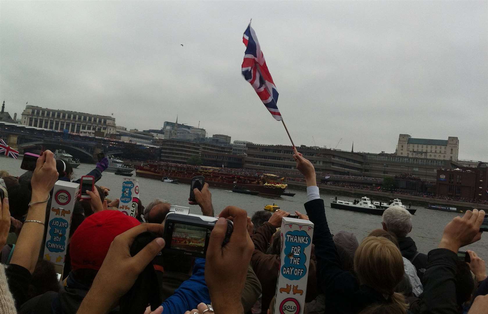 The Diamond Jubilee...somewhere, if you look very carefully, is the ornate boat carrying all the key royals...even Harry