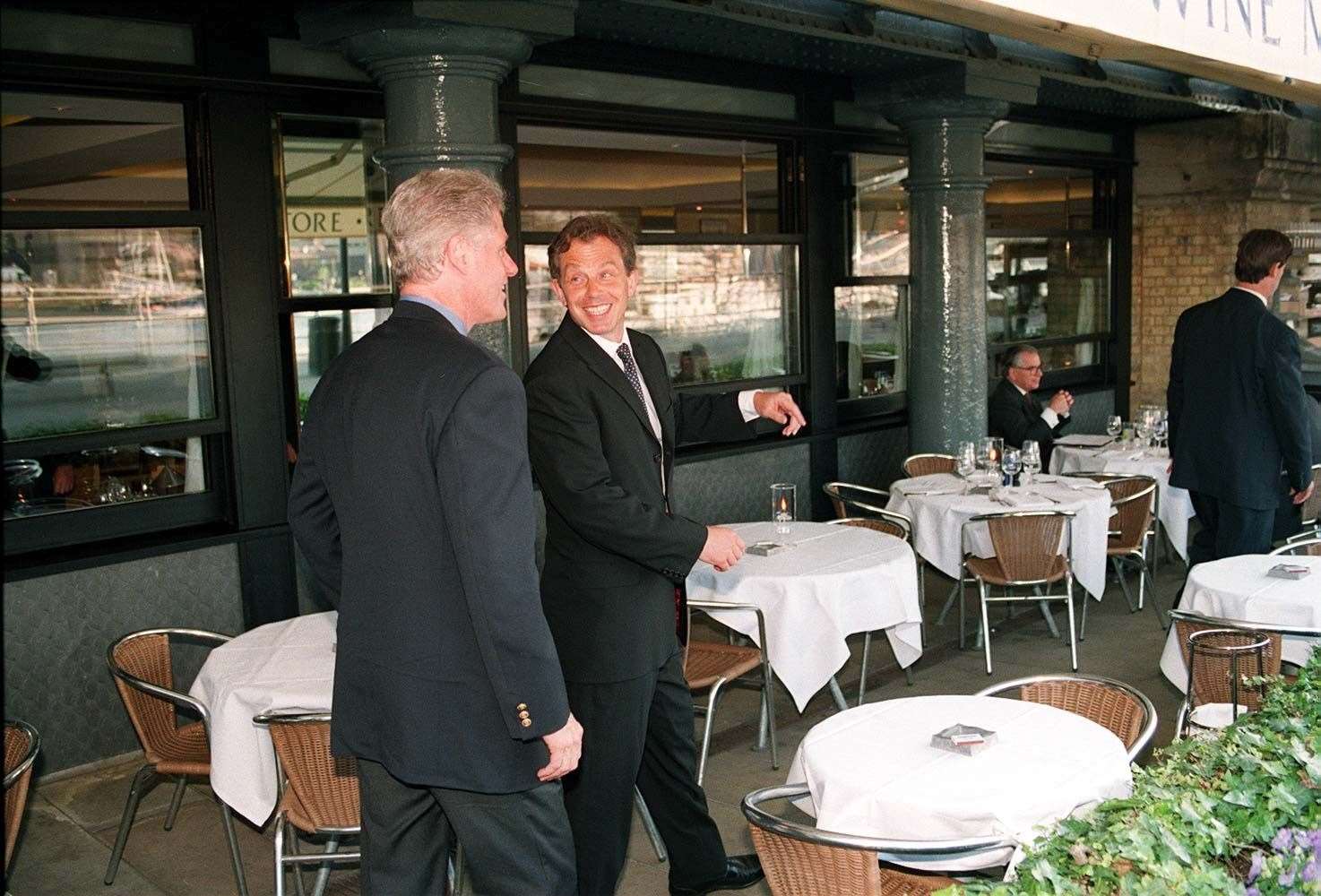 Bill Clinton and Tony Blair at the Le Pont de la Tour restaurant in 1997 (PA)