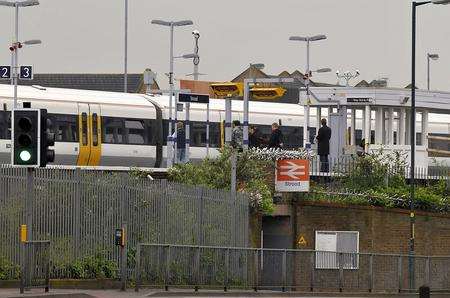 Strood railway station