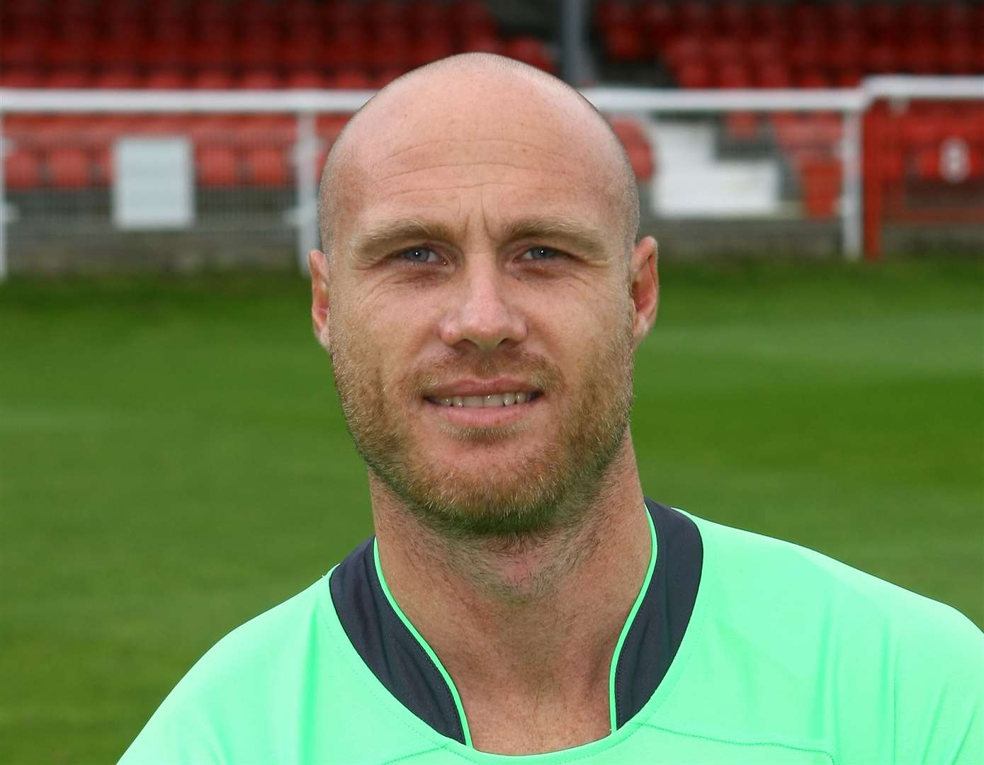 Lee Hook came on for Ashford at the age of 42 Picture: Matt Bristow