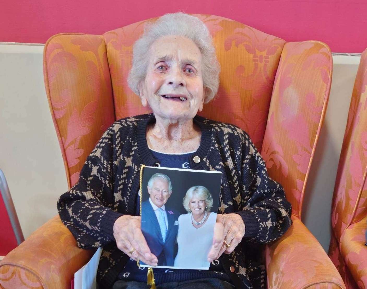 Dartford's Gardenia House resident Vera Manning celebrates 100th birthday