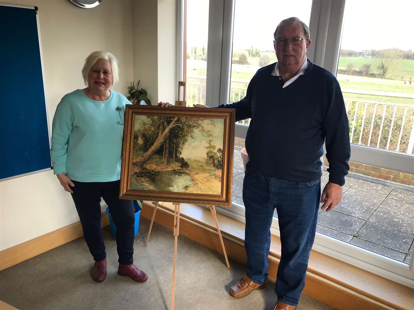 Handover of painting between Mr Razzell to Mrs Cousins (1171107)