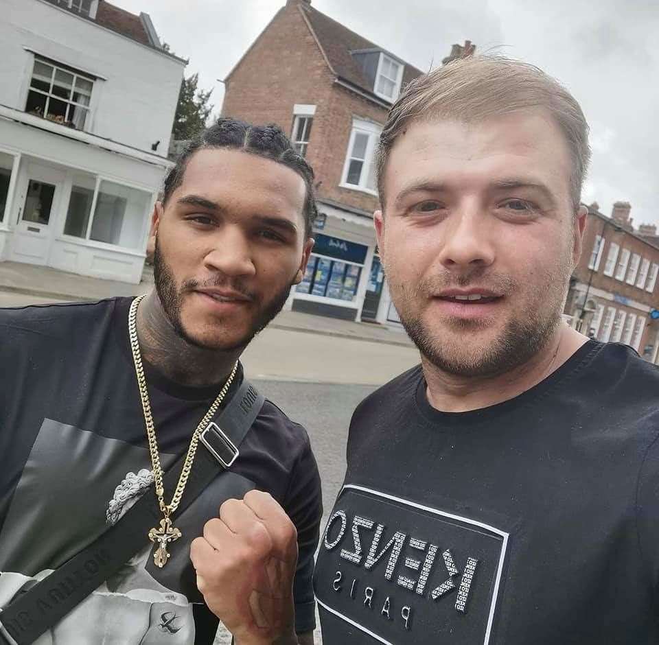 Conor Benn posed for a photo with Tenterden resident Luke Packer