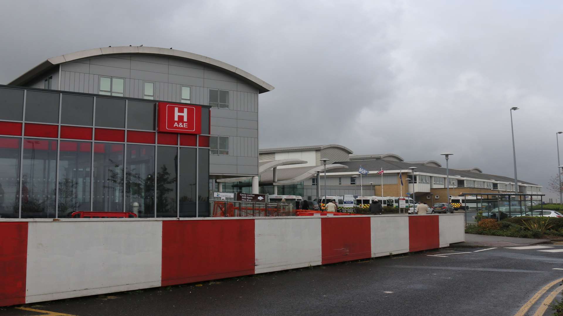 Darent Valley Hospital