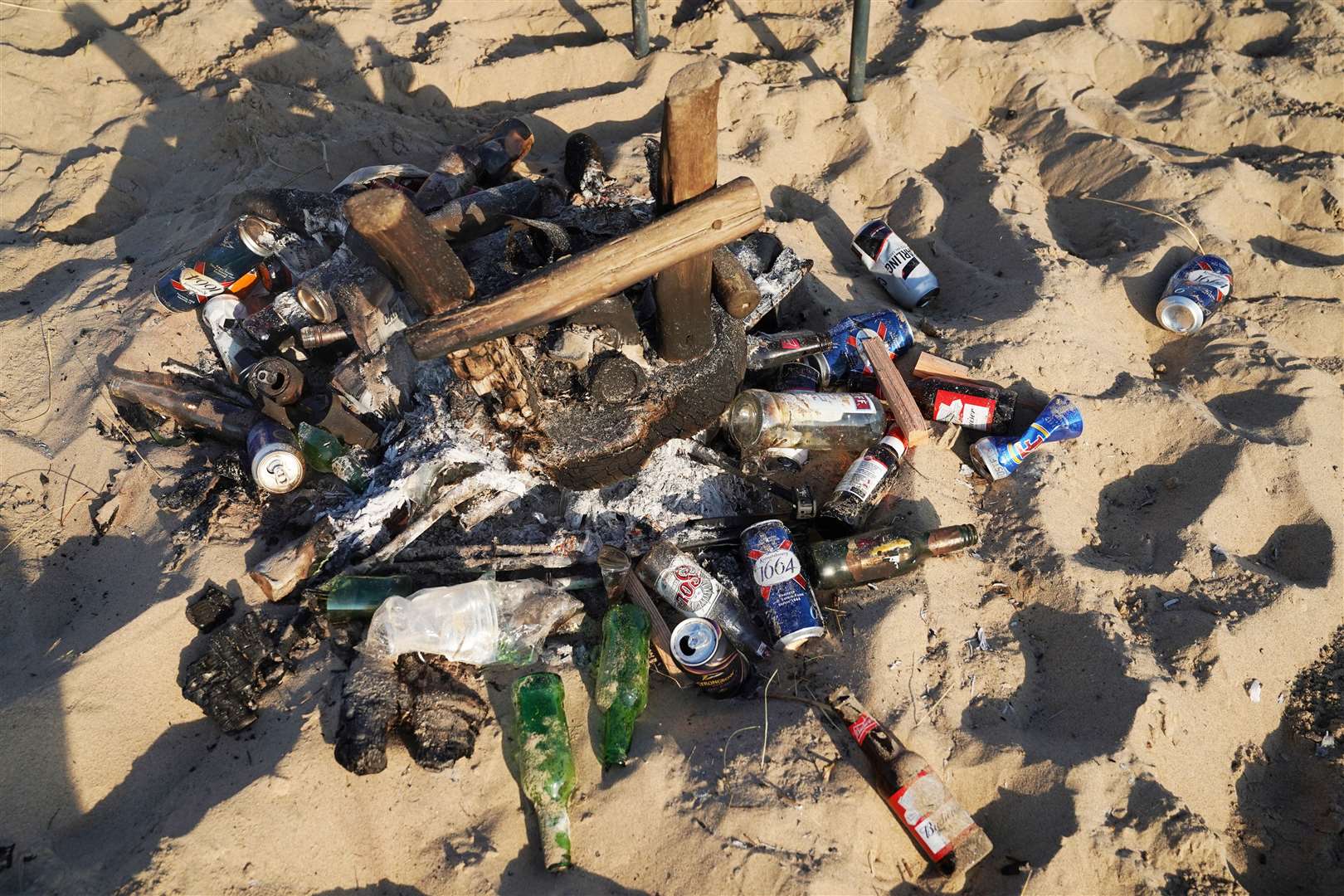 An abandoned barbecue on Tynemouth beach (Owen Humphreys/PA)