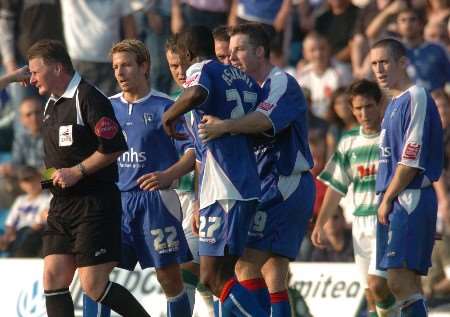 Moses Ashikodi remonstrates with the referee after being sent off. Picture: GRANT FALVEY