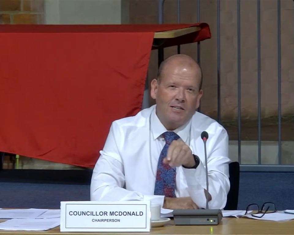 Cllr Dan McDonald (Lab) said there was no point continuing the meeting if questions wouldn’t be answered