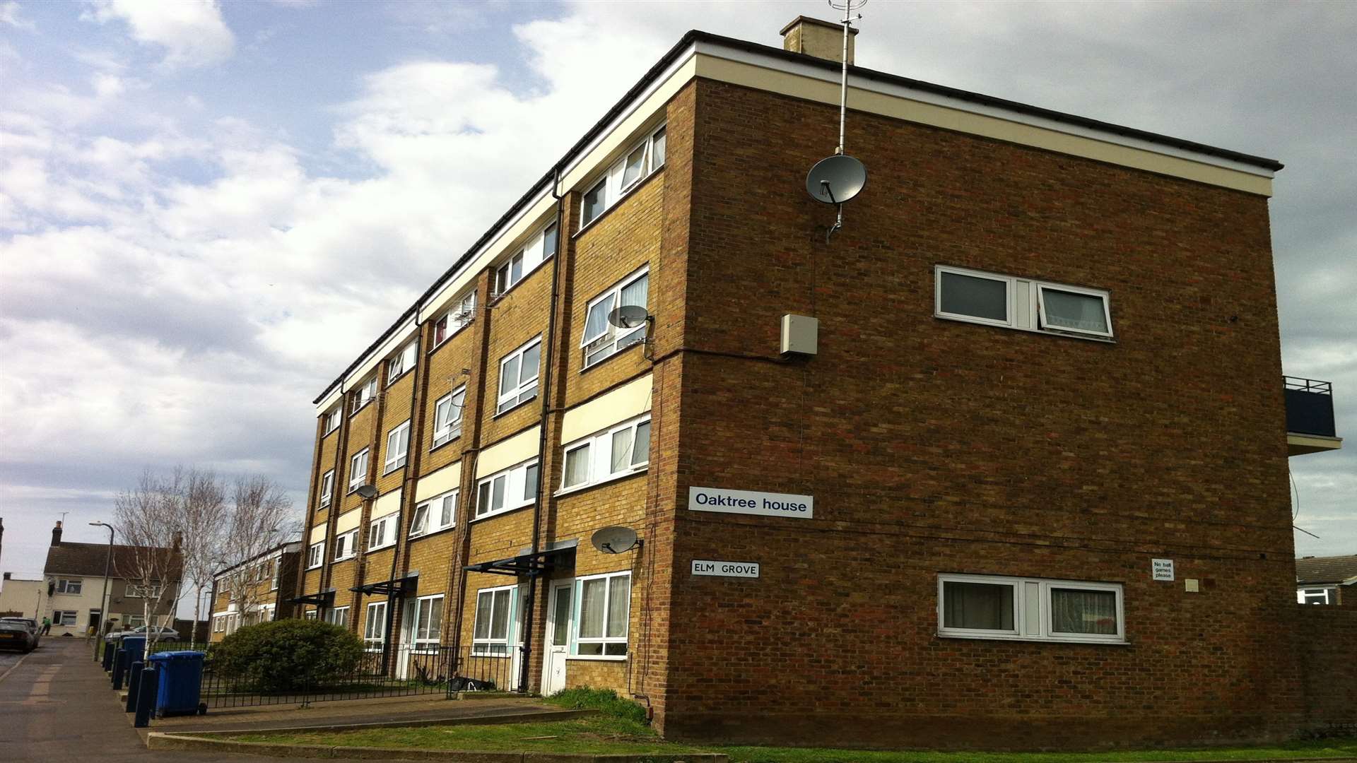 Oaktree House in Woodberry Drive