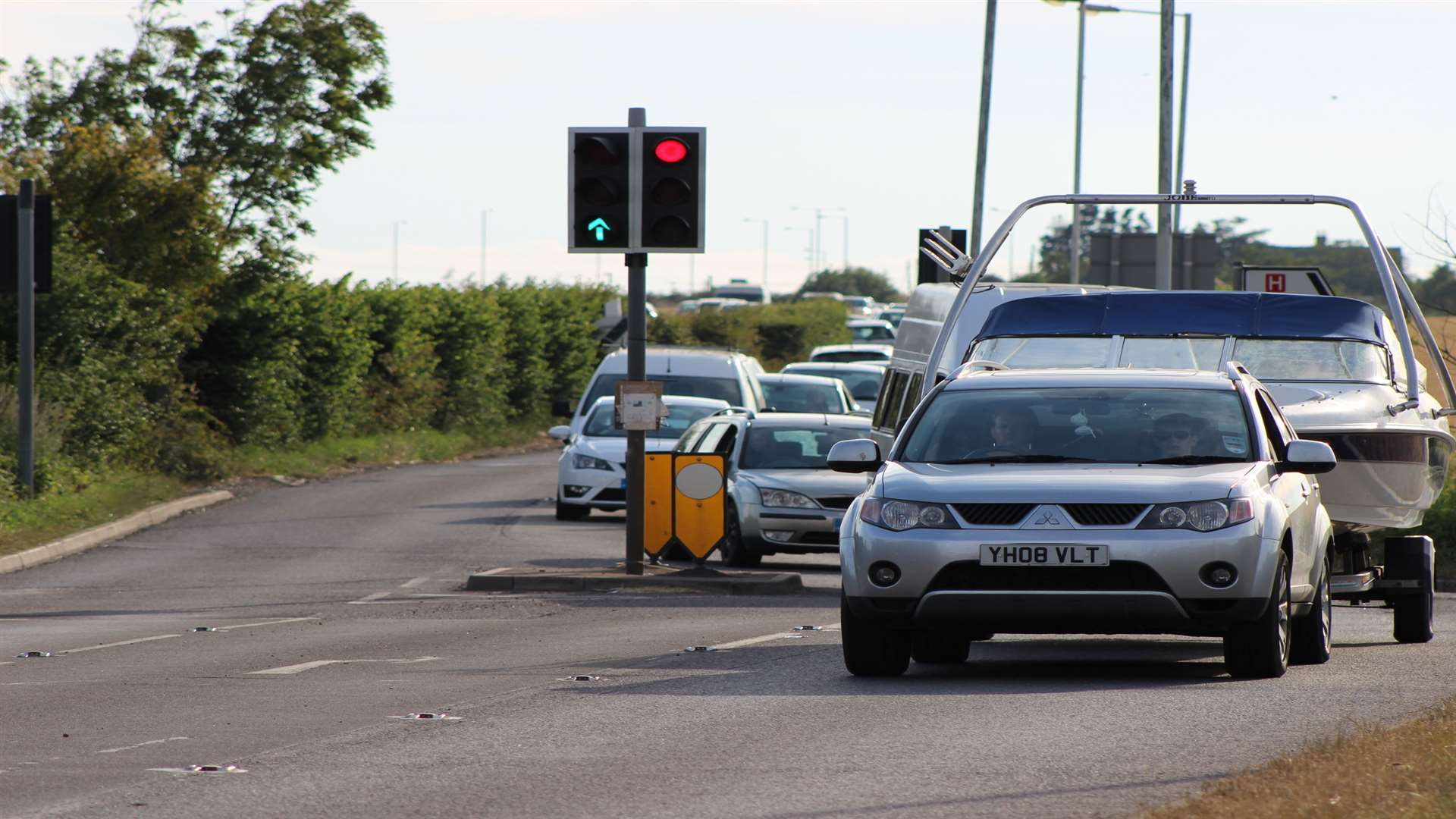 Traffic on the Lower Road