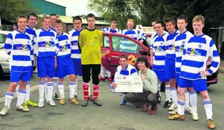 Captain Aaron Rampling recieves new kit from L2P's Davis Babaian