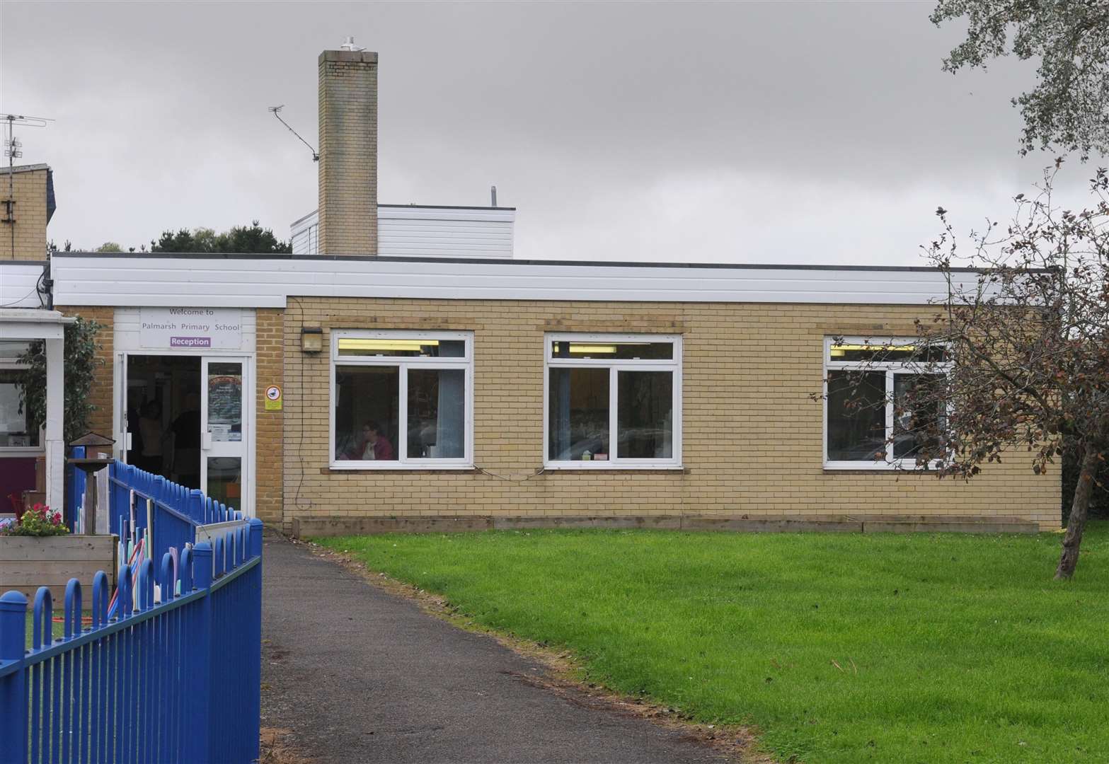 Palmarsh Primary School in Hythe was forced to close today. Picture: Wayne McCabe