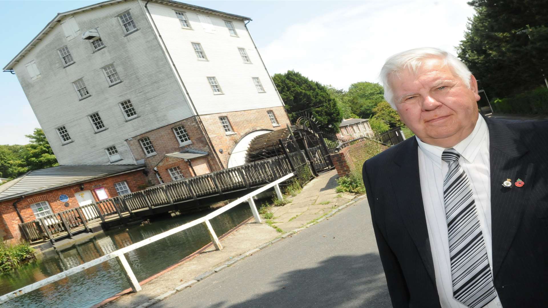 Chairman Harry Reid outside Crabble Corn Mill