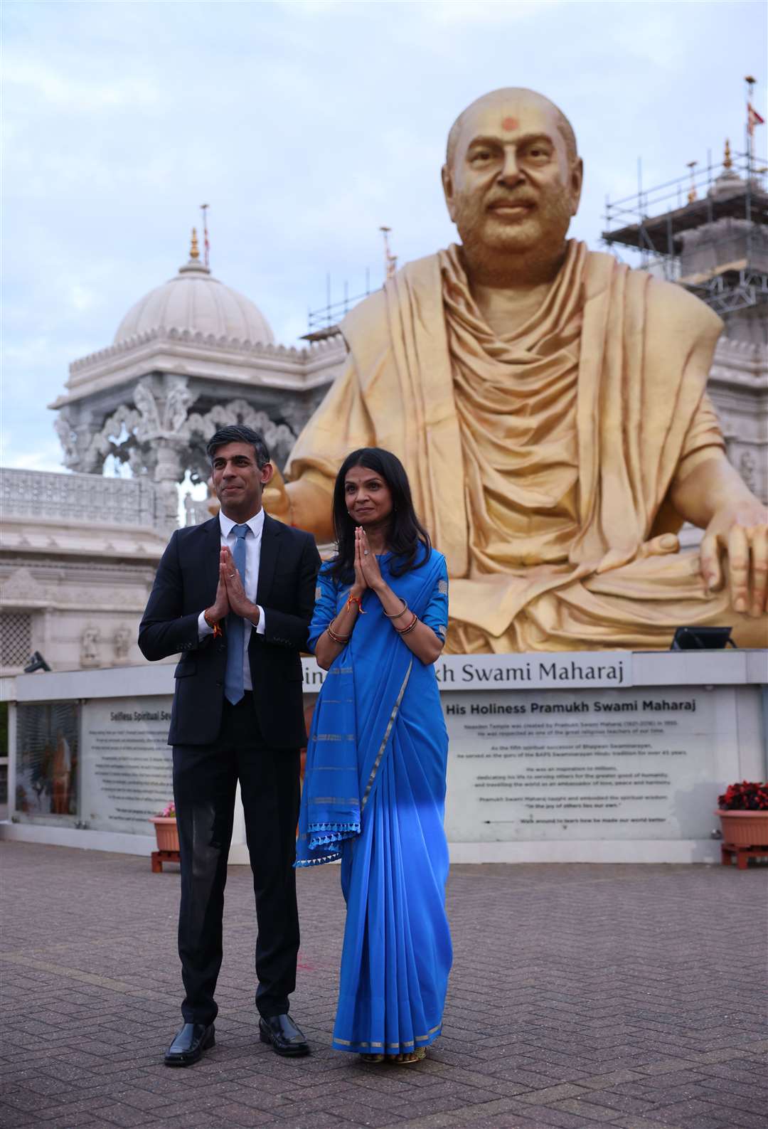 Prime Minister Rishi Sunak and his wife, Akshata Murty during a visit to BAPS Shri Swaminarayan Mandir (Dan Kitwood/PA)