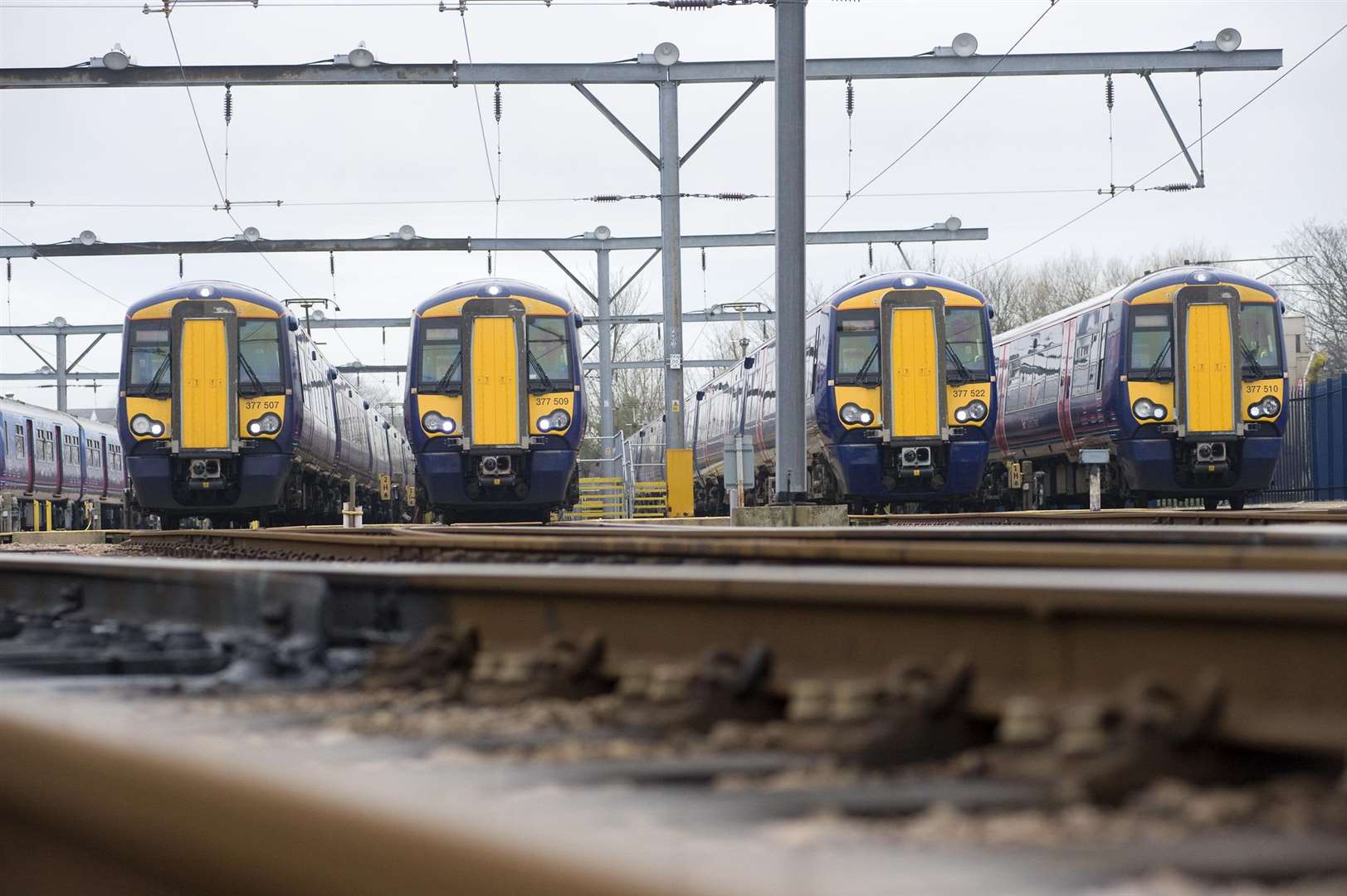 Southeastern trains cannot cross the railway bridge