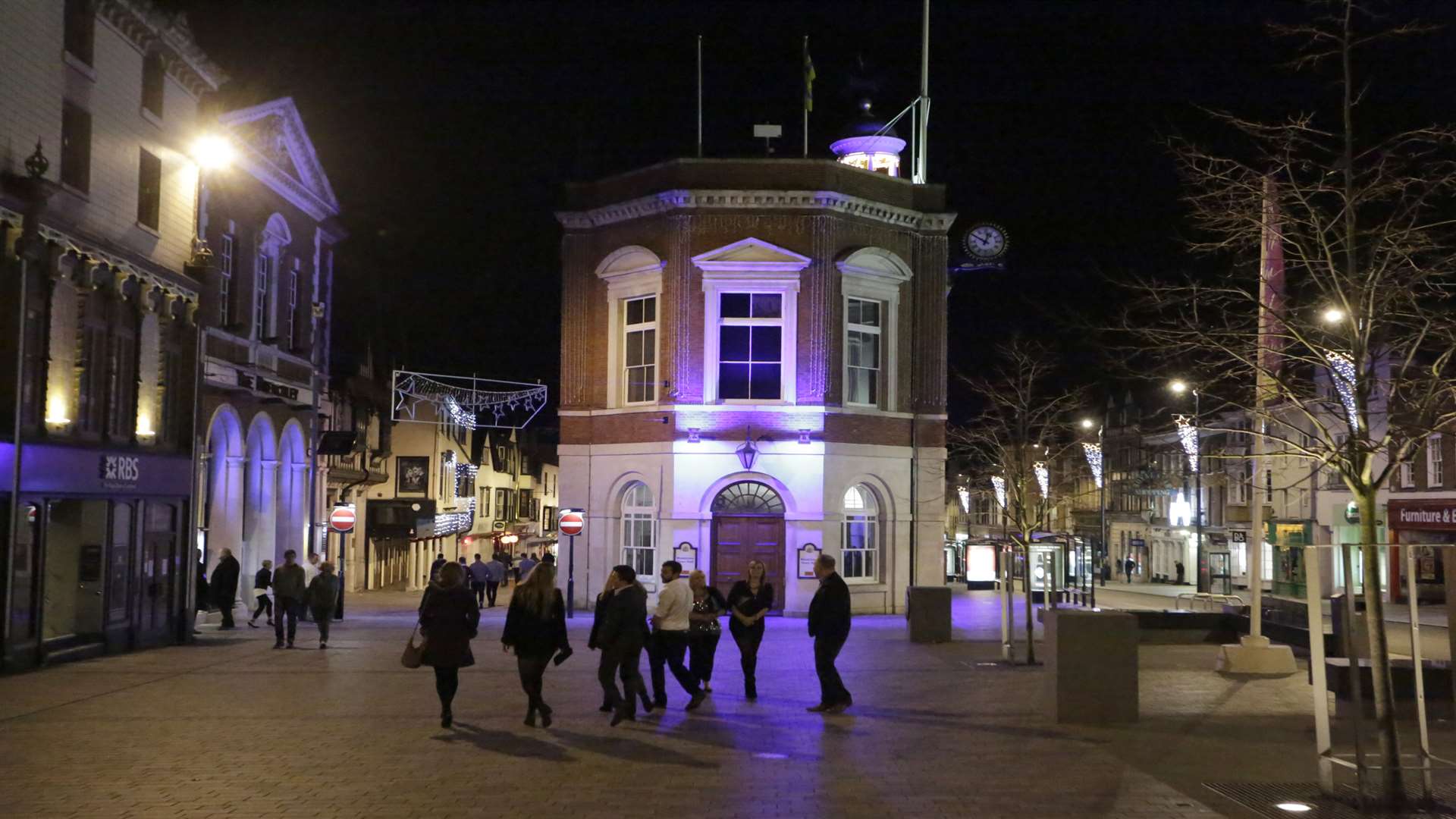 Jubilee Square at night