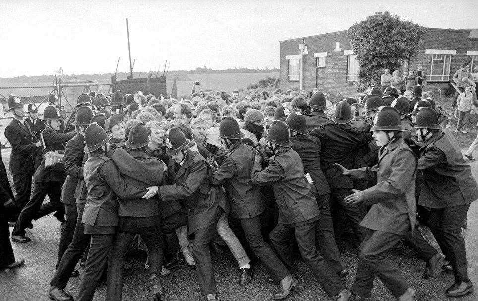 Police struggle with strikers at Tilmanstone Colliery. Picture: Aylesham Heritage Centre