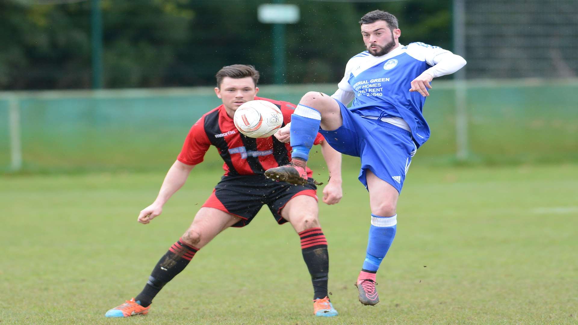 Action from Hythe's 2-0 win over Sittingbourne at the end of last seaspn Picture: Gary Browne