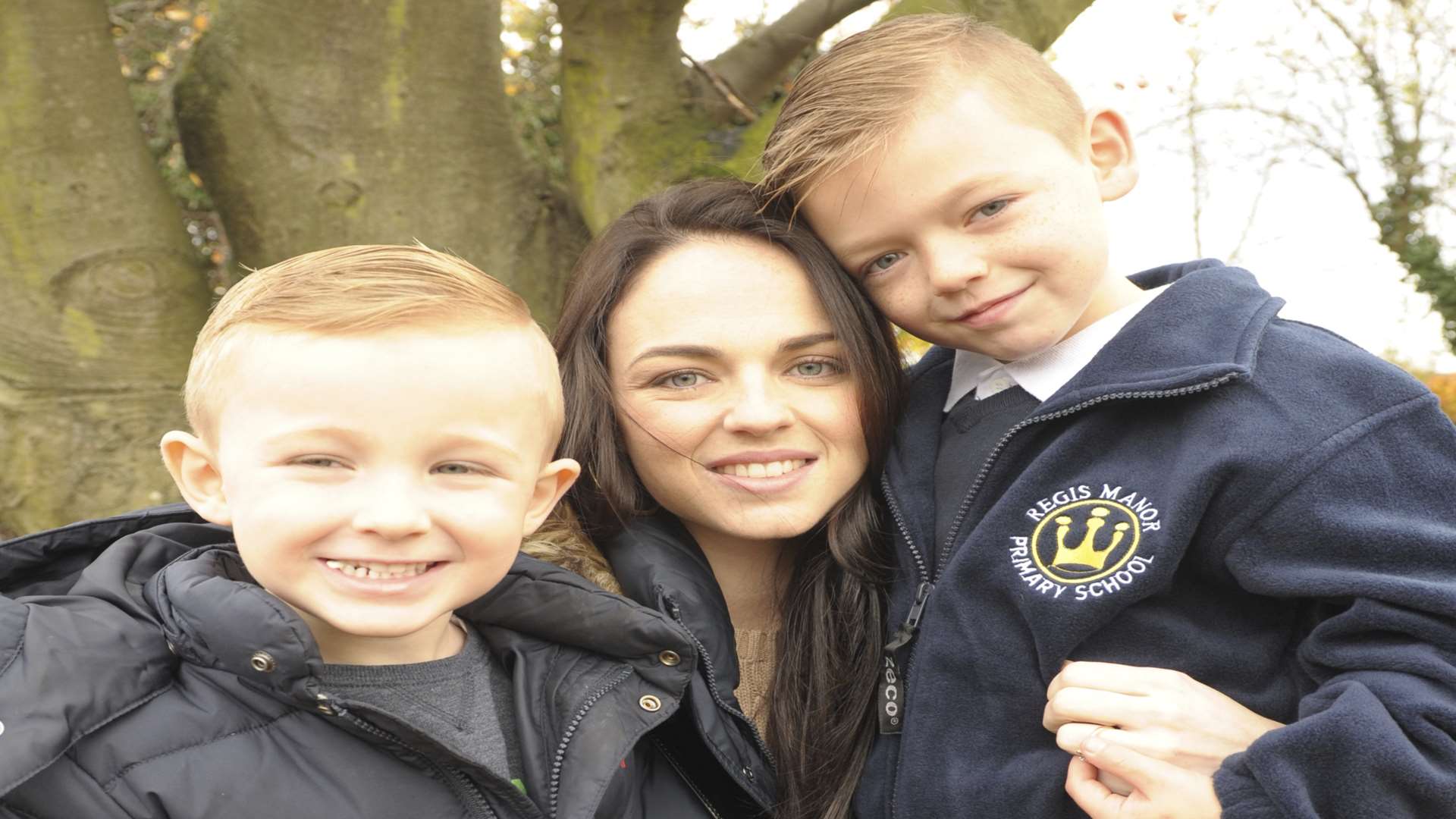 Aimee Willett, who has terminal cancer, with sons Kaleb and Charlie