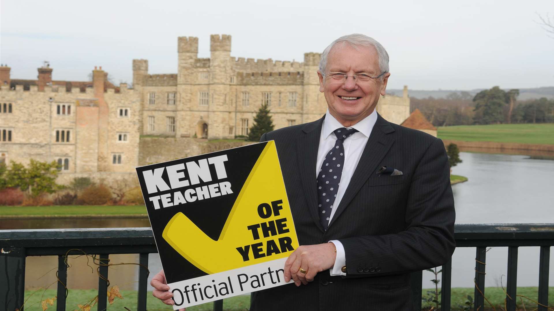 Cllr Mike O'Brien announces Medway Council's support of the early years and leadership team categories for the Kent Teacher of the Year Awards 2015