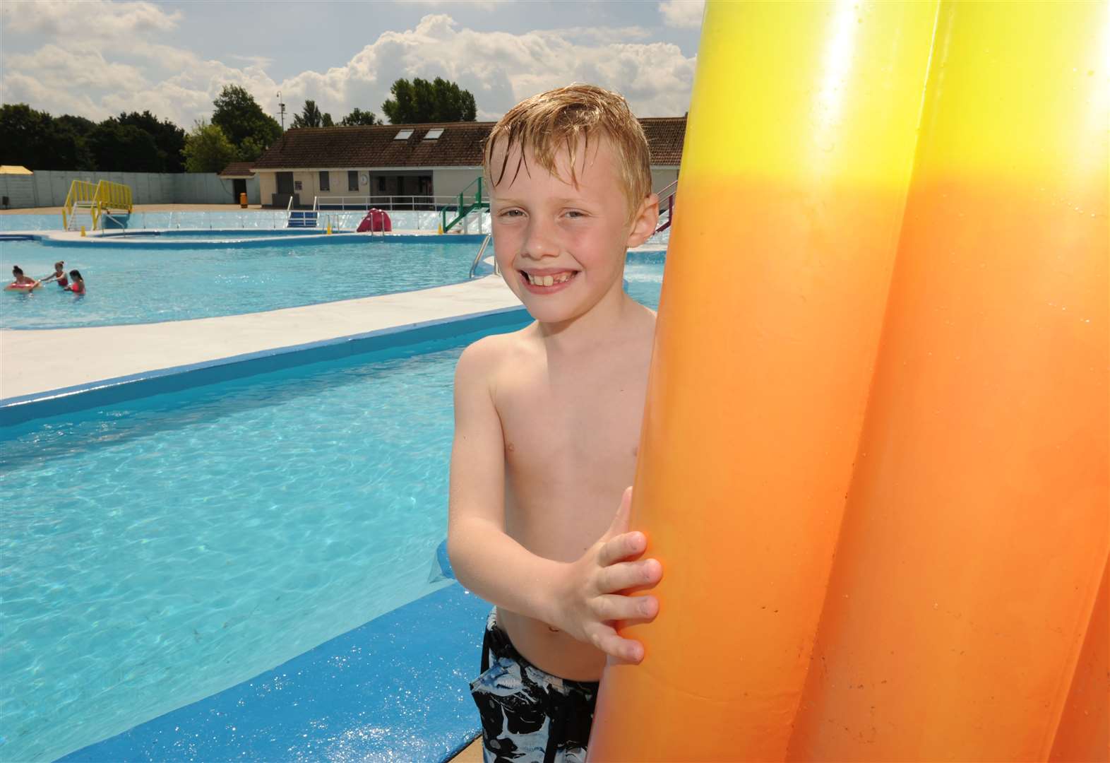 A Titanic New Water Park Has Opened With A Tidal Wave Of