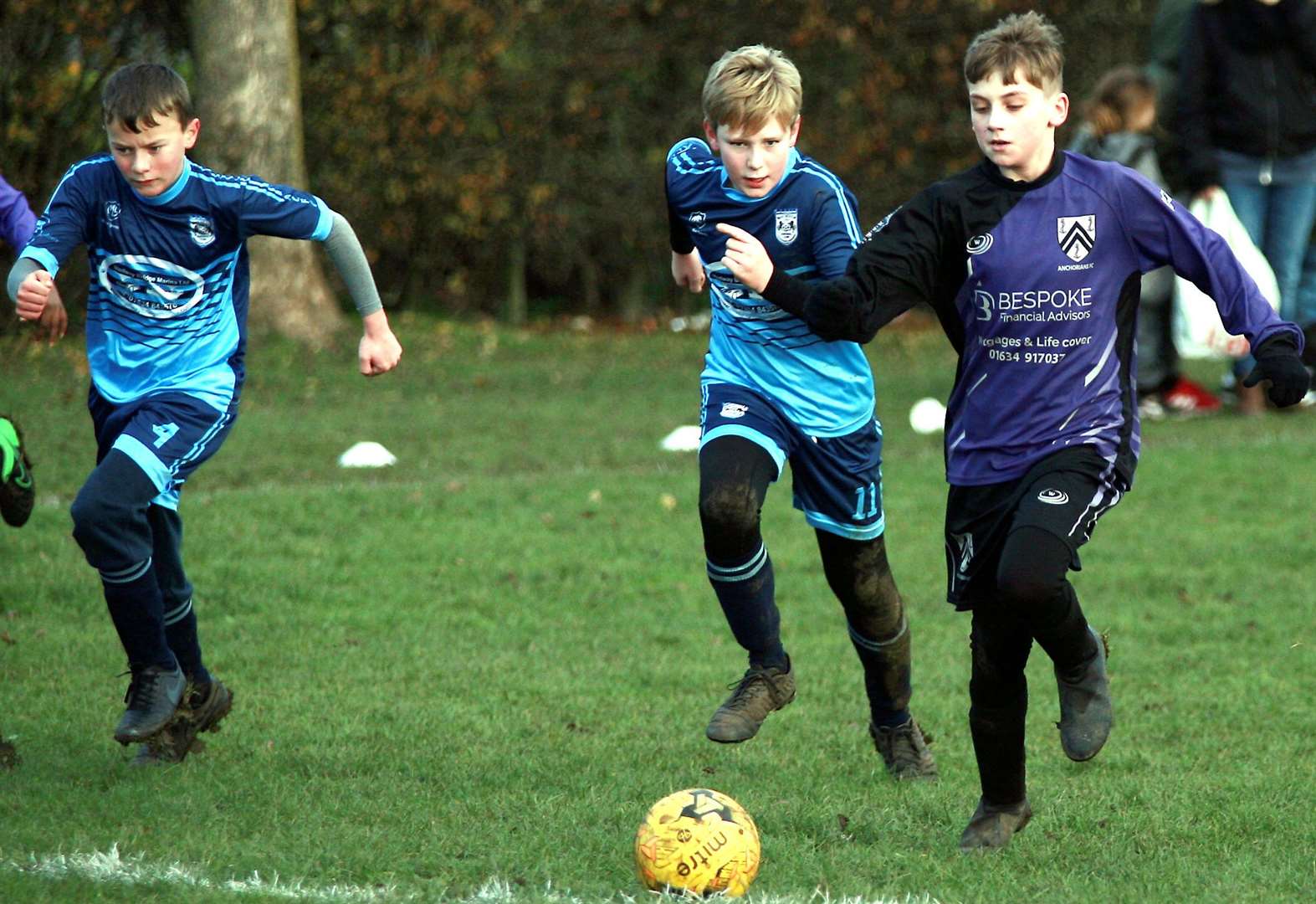 Anchorians Arrows under-12s (purple) take on Rochester City under-12s. Picture: Phil Lee FM23056793