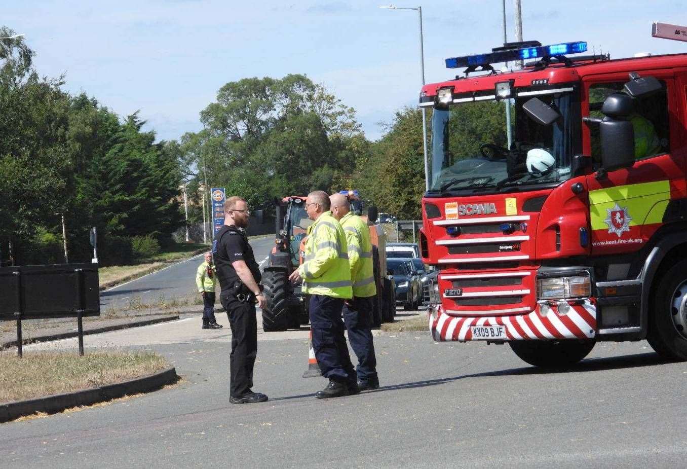 The roundabout at the bottom of Charing Hill was blocked. Picture: Ale Pen