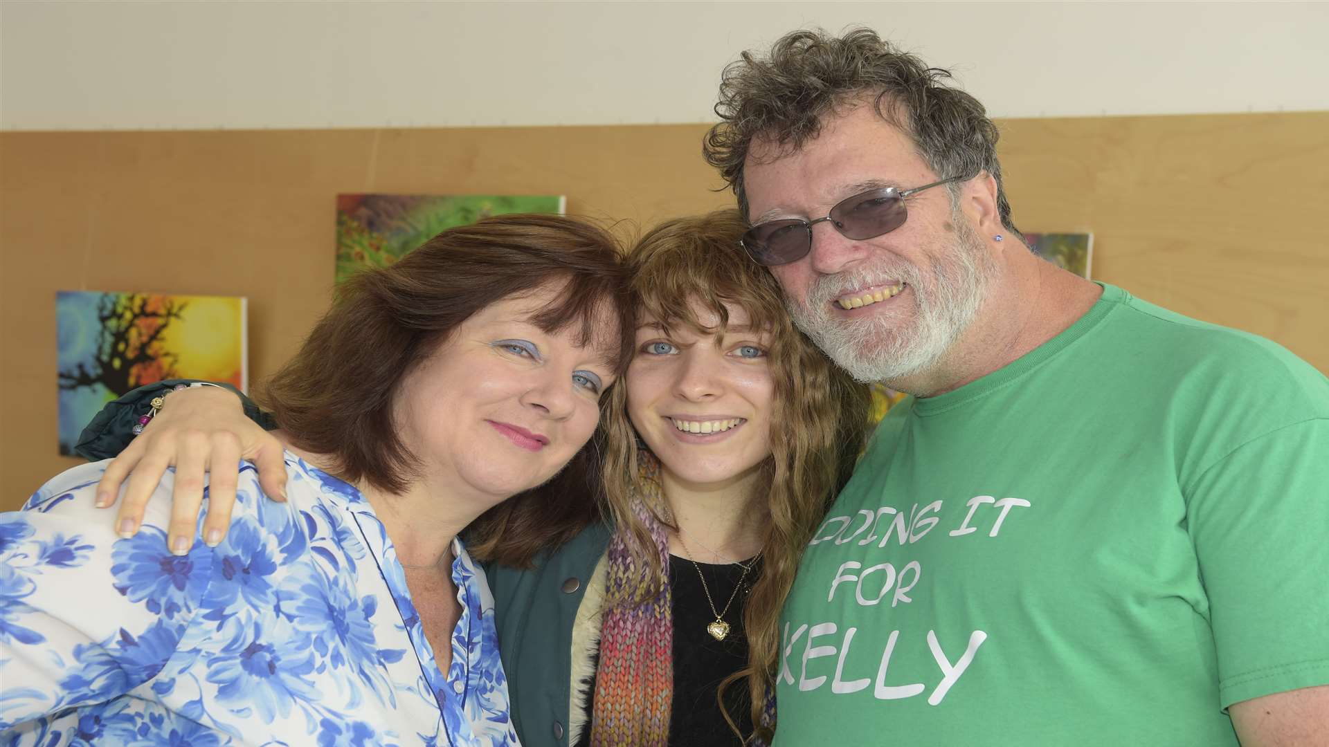 Kelly with mum and dad Linda and Martin Turner