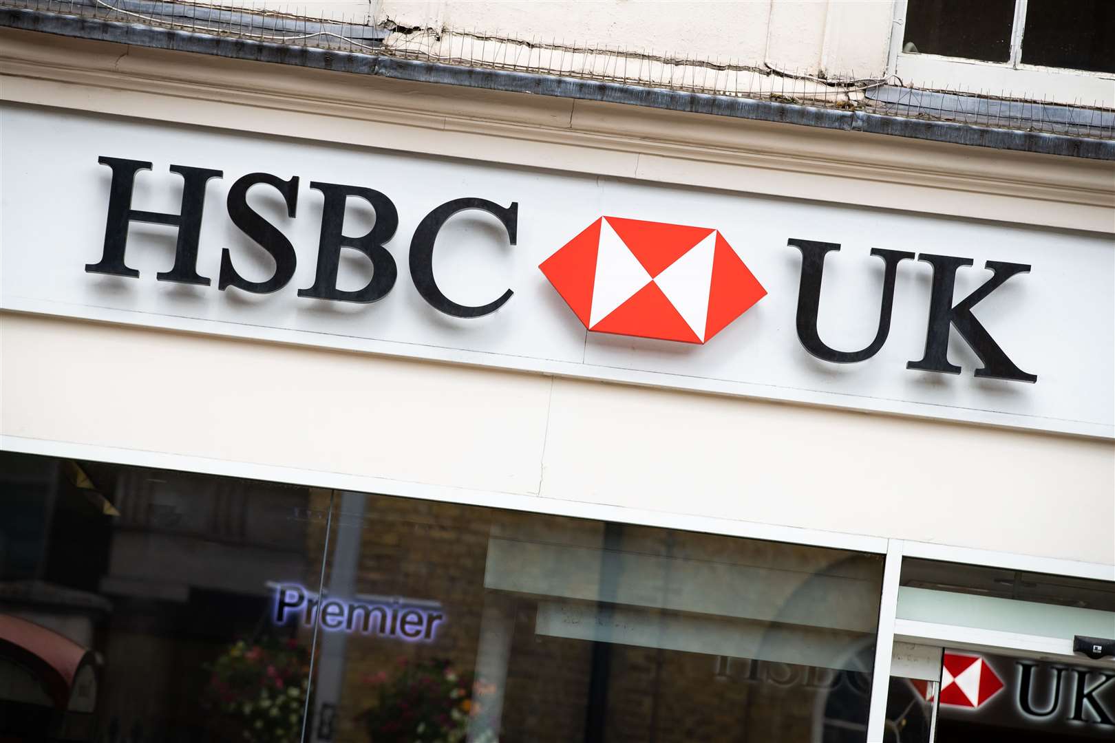 HSBC to close 82 branches across the UK