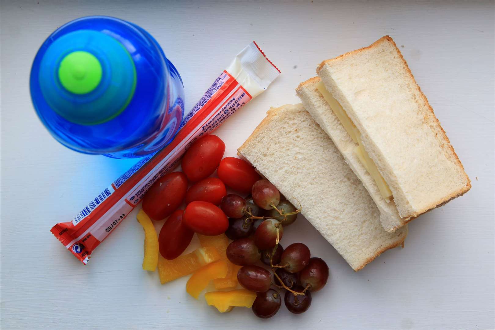 Leading dental surgeons said they would support ‘support the publication of nutritional guidelines for packed lunches’ (PA)