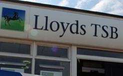 Robbery at Lloyds TSB in Perry Street, Gravesend
