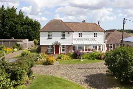 Ellinge Cottage, Alkham.