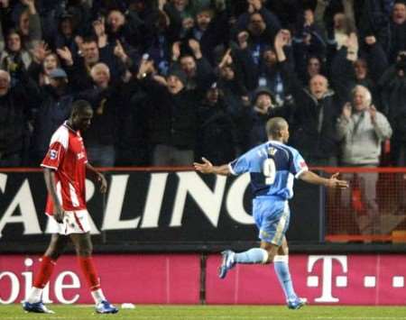 Jermaine Easter celebrates his winning goal. Picture: MATT WALKER