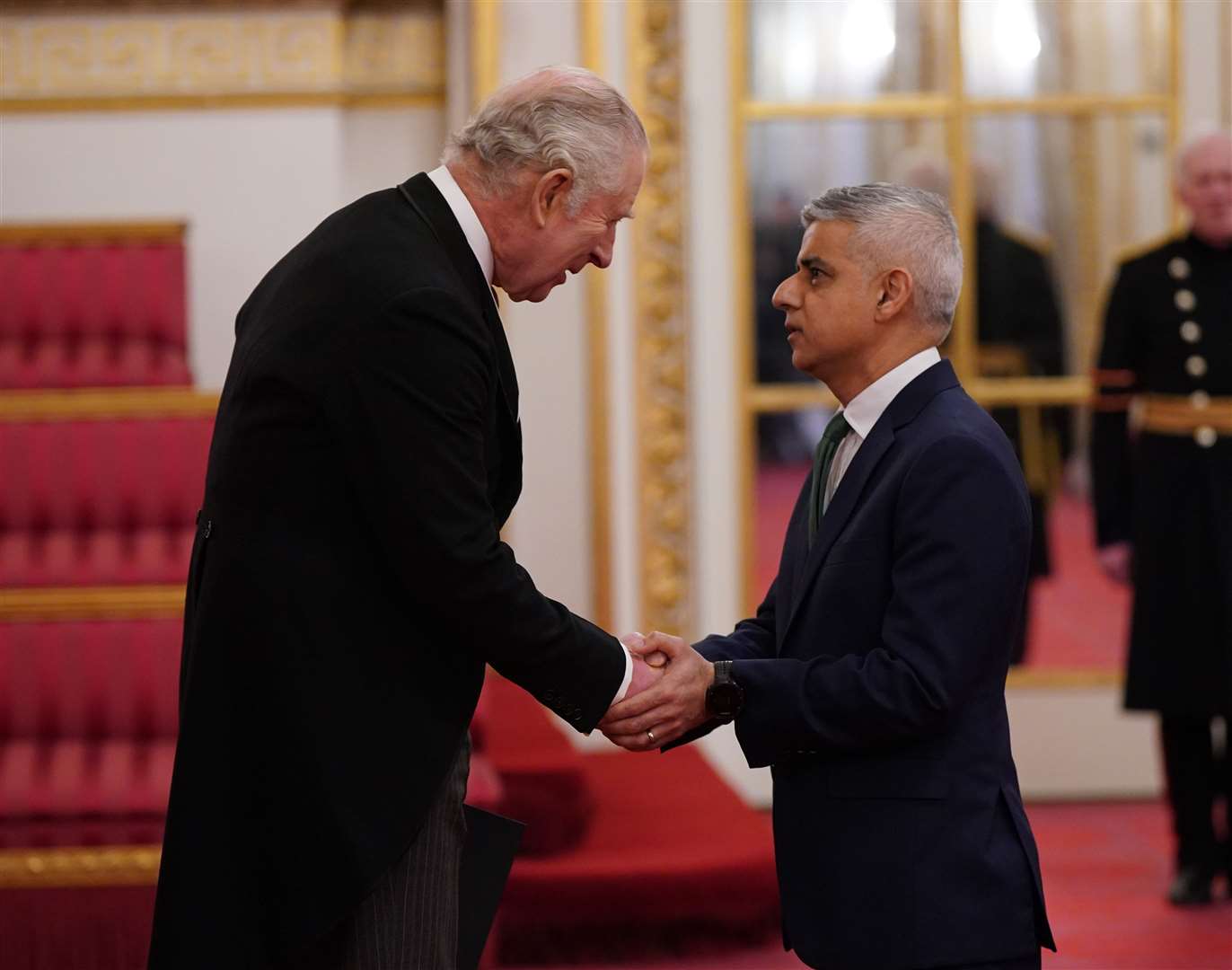 The King and Mayor of London Sadiq Khan (Yui Mok/PA)