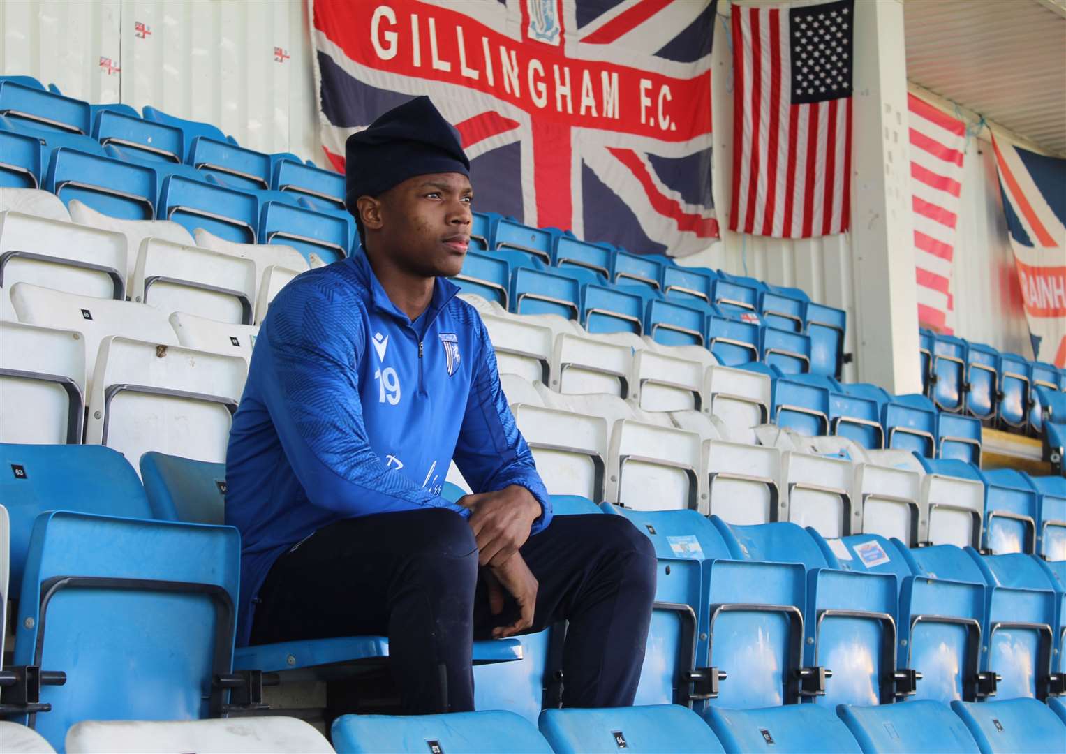 Gillingham’s new signing Jorge Cabezas Hurtado has joined from Championship side Watford